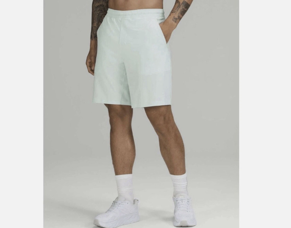 Lululemon Pace Breaker Shorts Lined Pastel Mint Green 9 Inch Mens Size Small